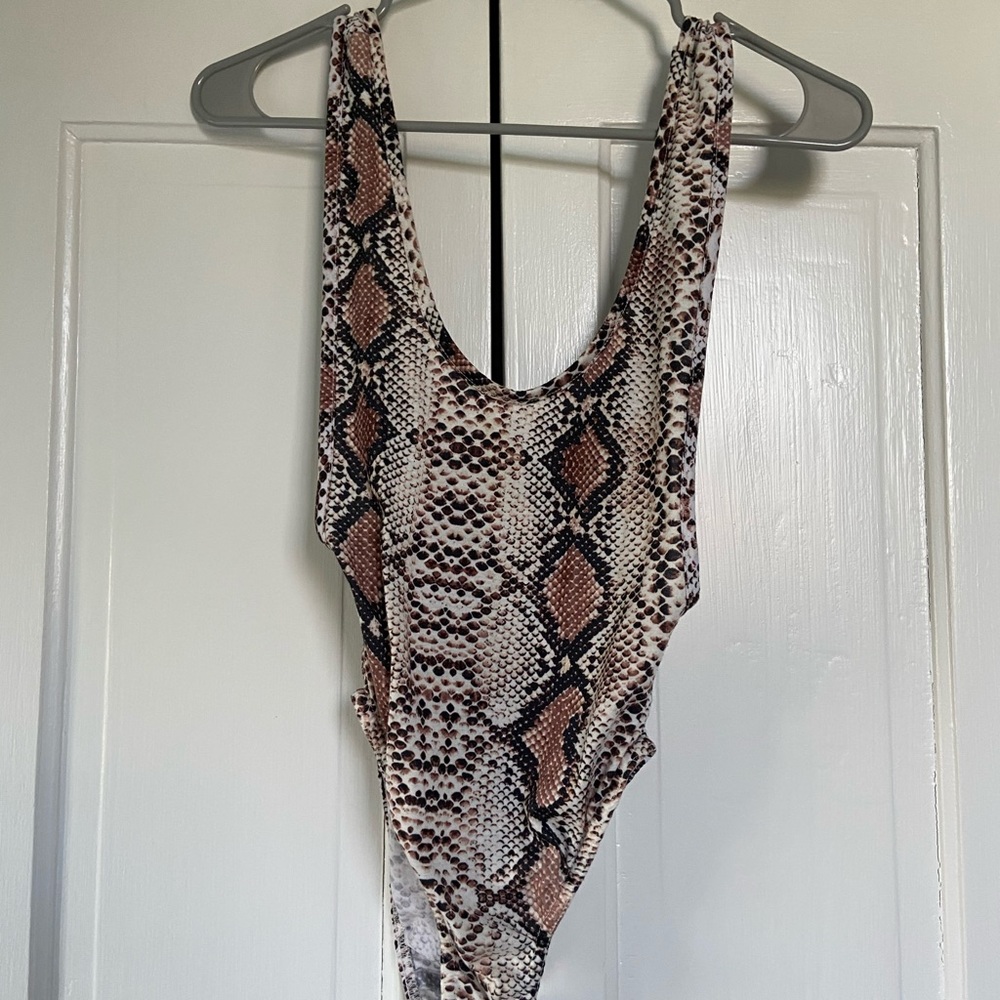 NASTY GAL SNAKESKIN BODYSUIT